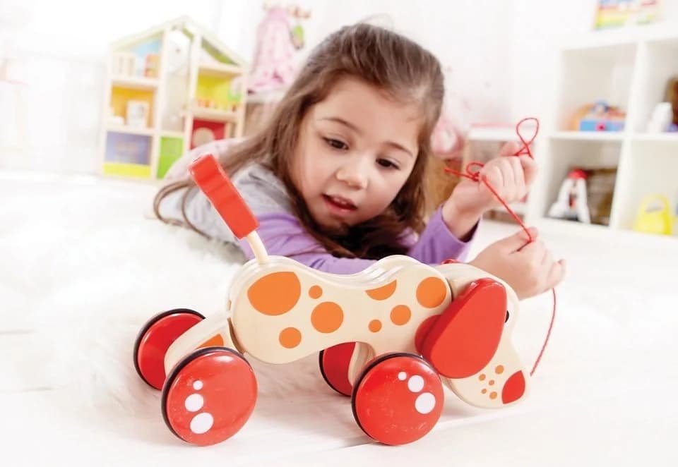 Hape Nachziehtier Hündchen Puppy Beige/Rot Holz - Bild 5