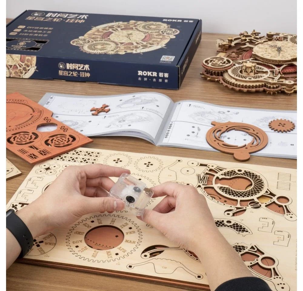 ROKR 3D-Puzzle Zodiac Wanduhr 250 Teile Holzmodell
