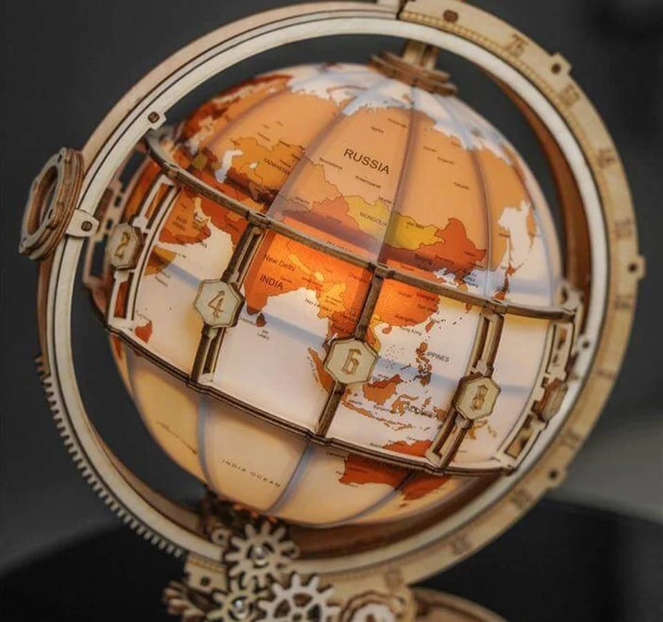 Robotime Luminous Globus 3D Holzpuzzle 180-tlg. mit Licht & Werkzeug-Kit - Bild 5