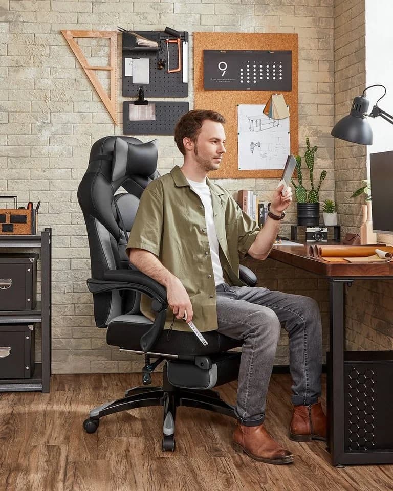 SONGMICS Bürostuhl Grau mit Fußstütze und ergonomischem Design