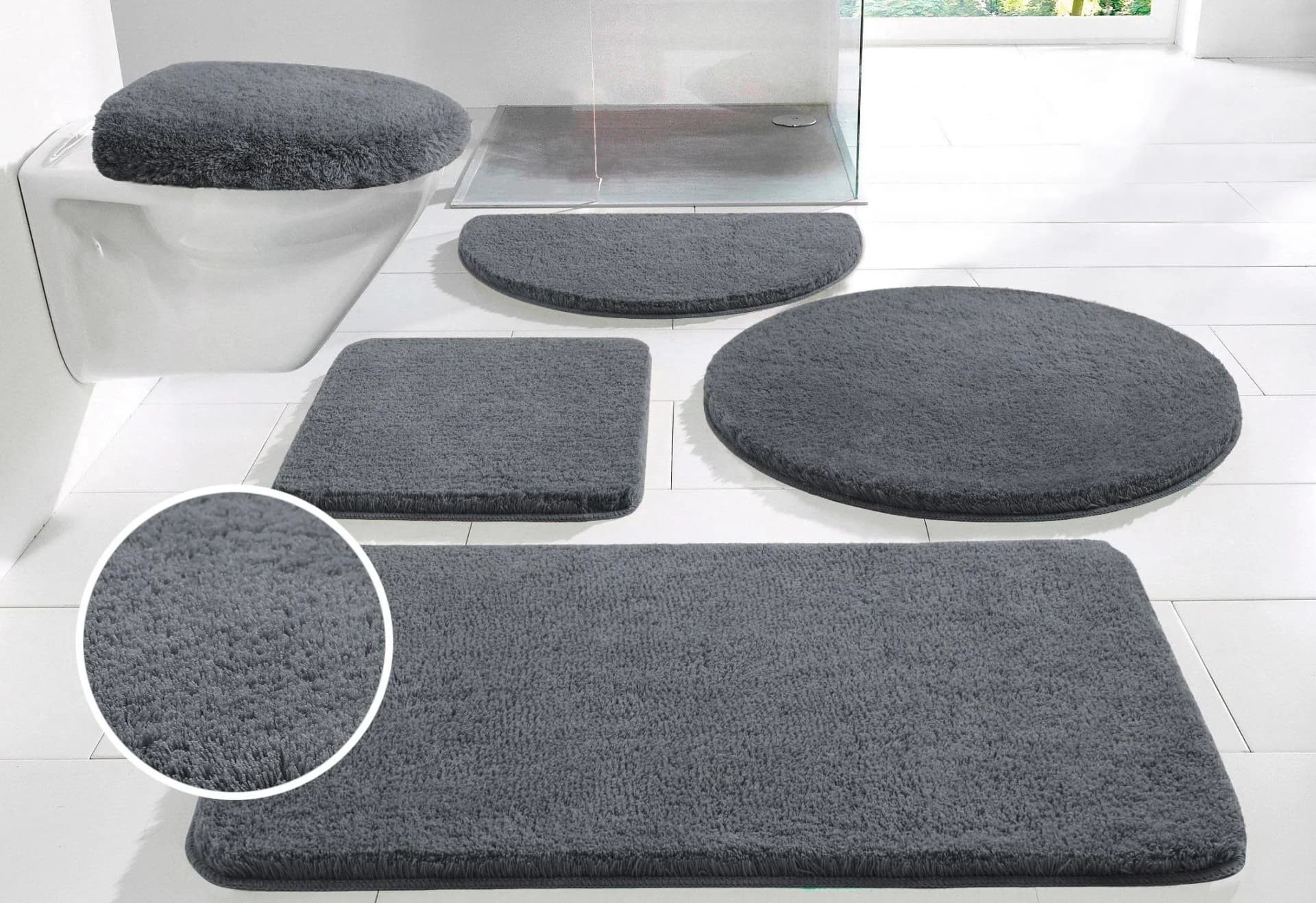 Badematte aus Kunstfaser in grau