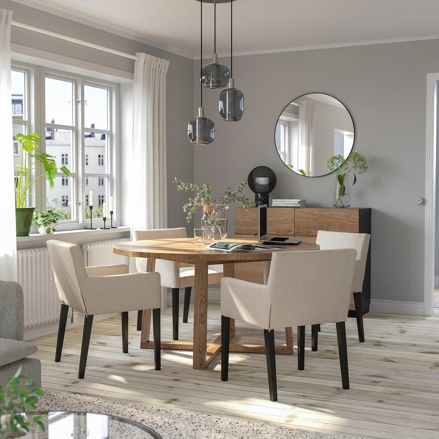 IKEA MÖRBYLÅNGA / MÅRENÄS Esstisch mit 4 Armlehnstühlen Massivholz Braun/Beige