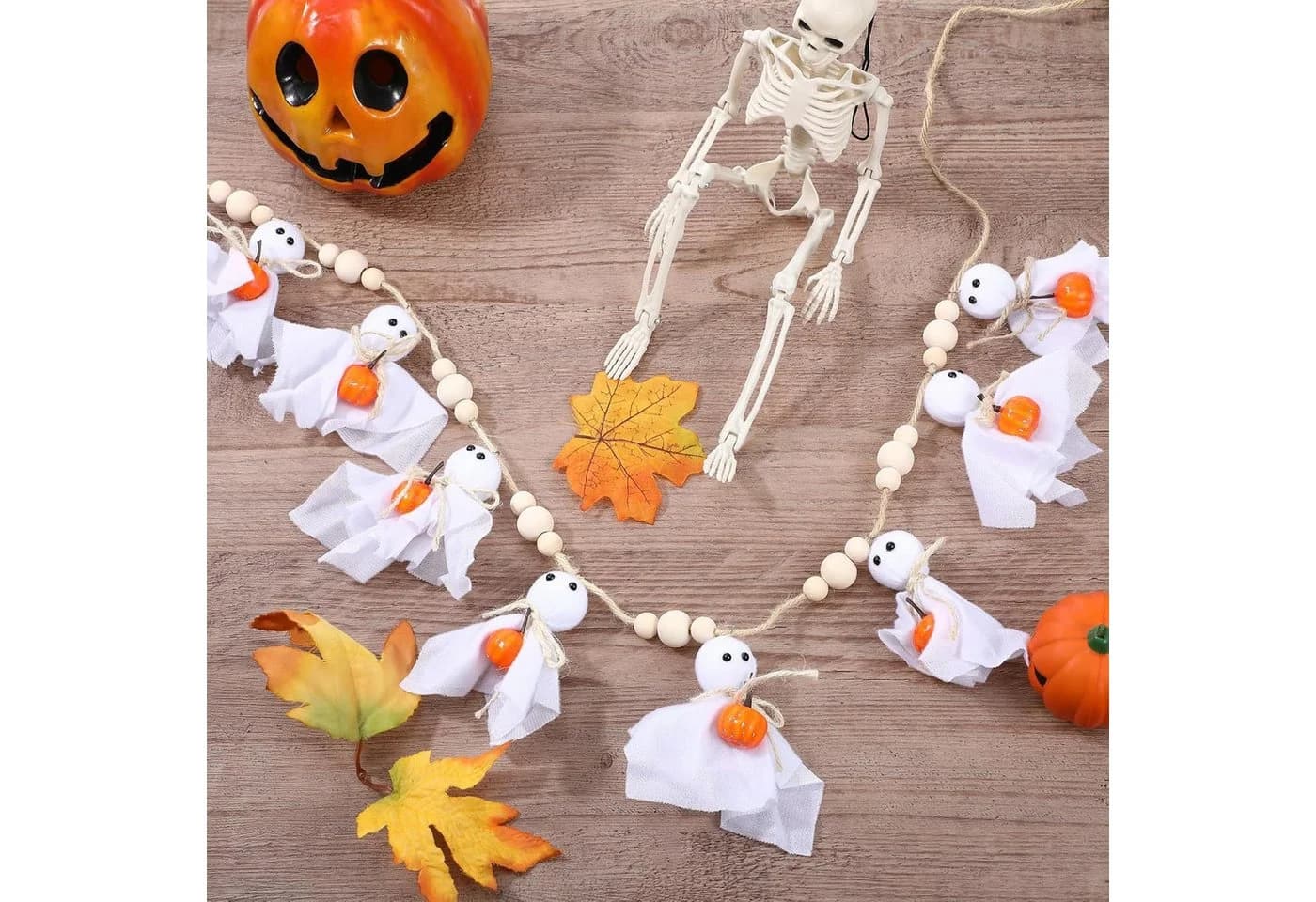 Sorvyzxn Halloween Girlande Weiß Filzgeister mit Holzperlen - Bild 4