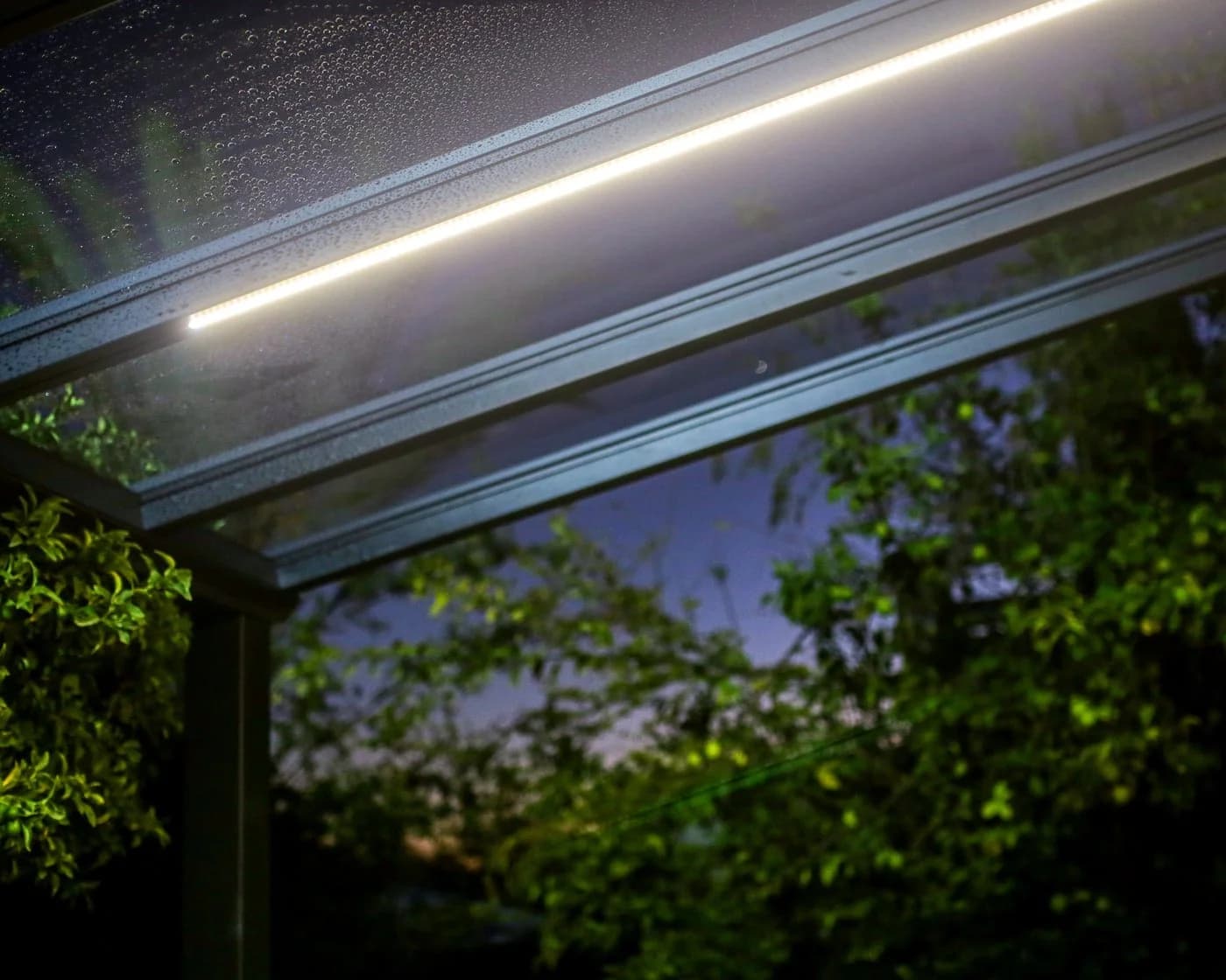 Palram Canopia LED Lichtleiste Flexibel IP67 Wasserdicht Weiss - Bild 4
