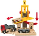 BRIO® WORLD Frachtverladestation mit Magnetarm und Waggon Bild 5