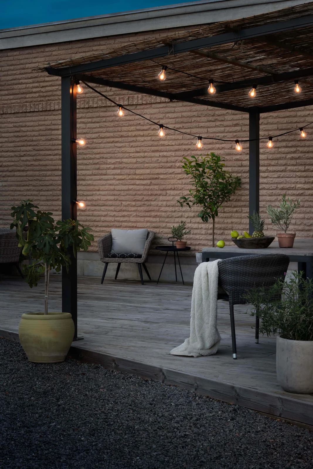 Konstsmide LED-Biergartenkette Schwarz 14,5m mit Dimmer