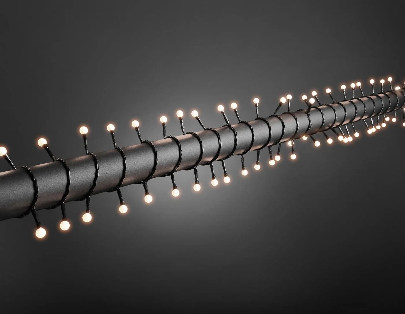 Konstsmide LED-Lichterkette 160-flammig Globe-Design