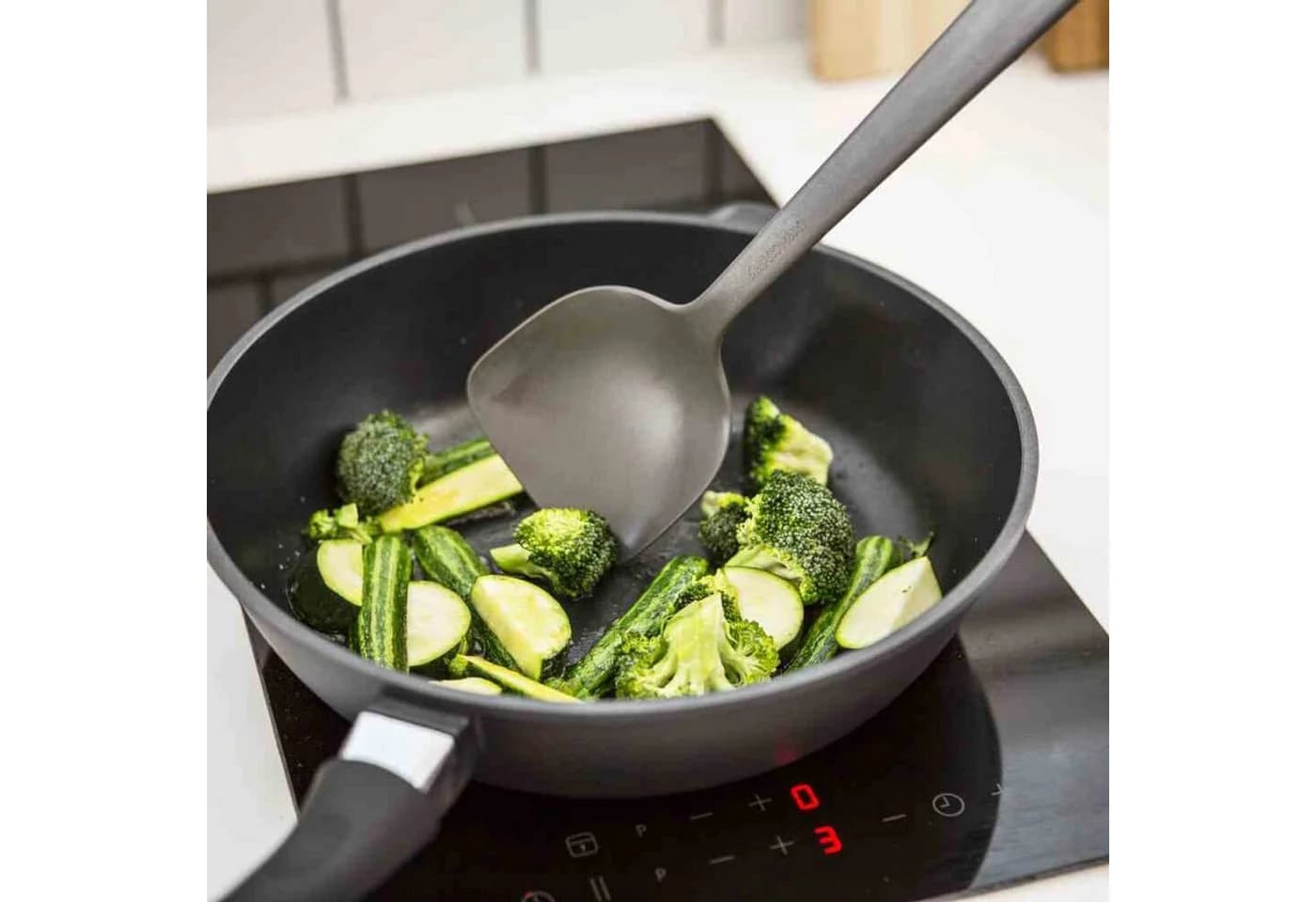 GastroMax Woklöffel Chef´s 37 cm Nylon Grau