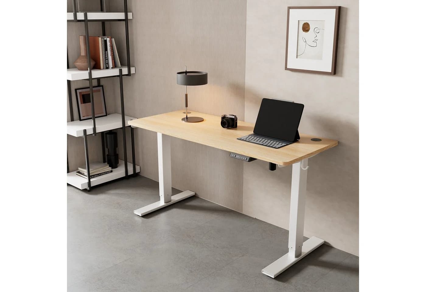 HOMAVO Höhenverstellbarer Schreibtisch mit Memory und USB-Anschlüssen Braun