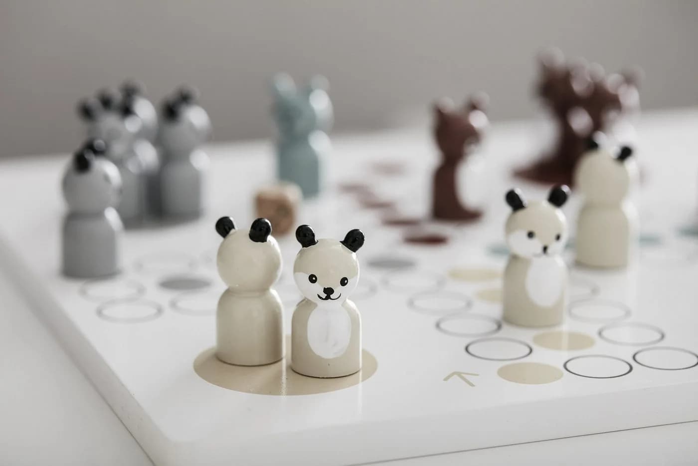 Kids Concept Brettspiel Edvin Holz Tierfiguren