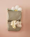 Kids Concept Wäschesortierer Wand-Organizer mit Stofftaschen Grün Bild 5