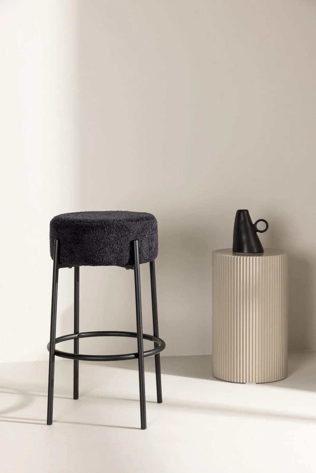 VENTURE HOME Barhocker Tucson Schwarz Bouclé 70cm