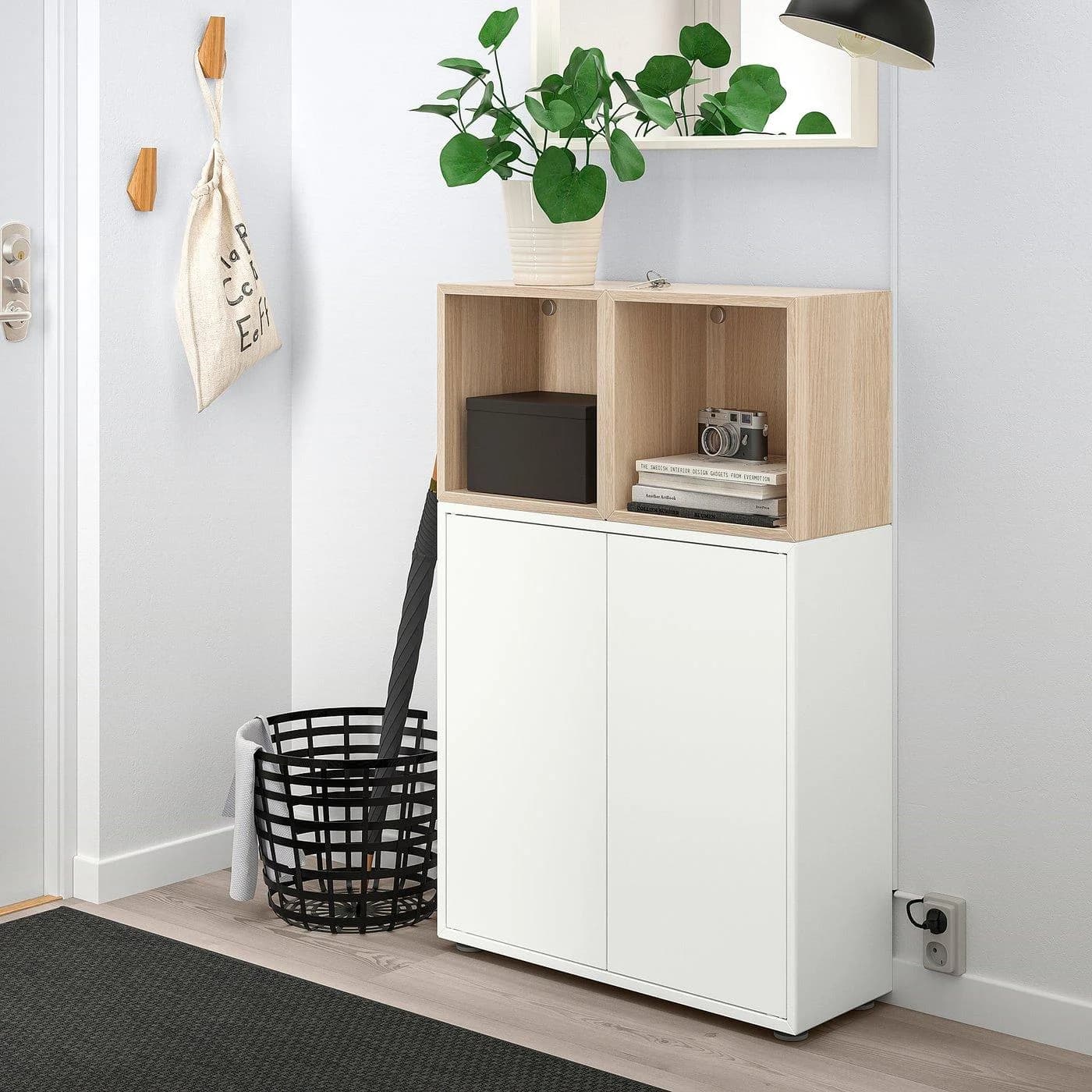 IKEA EKET Schrankkombination mit Füßen Weiß Eicheneffekt