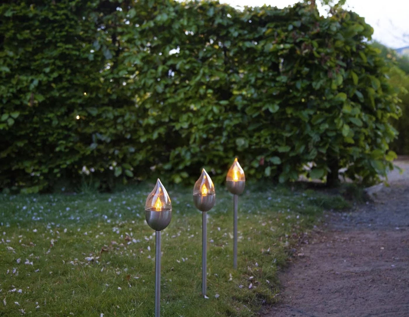 STAR TRADING LED Solar-Gartenfackel Olympus 3er Set Silber Edelstahl - Bild 4