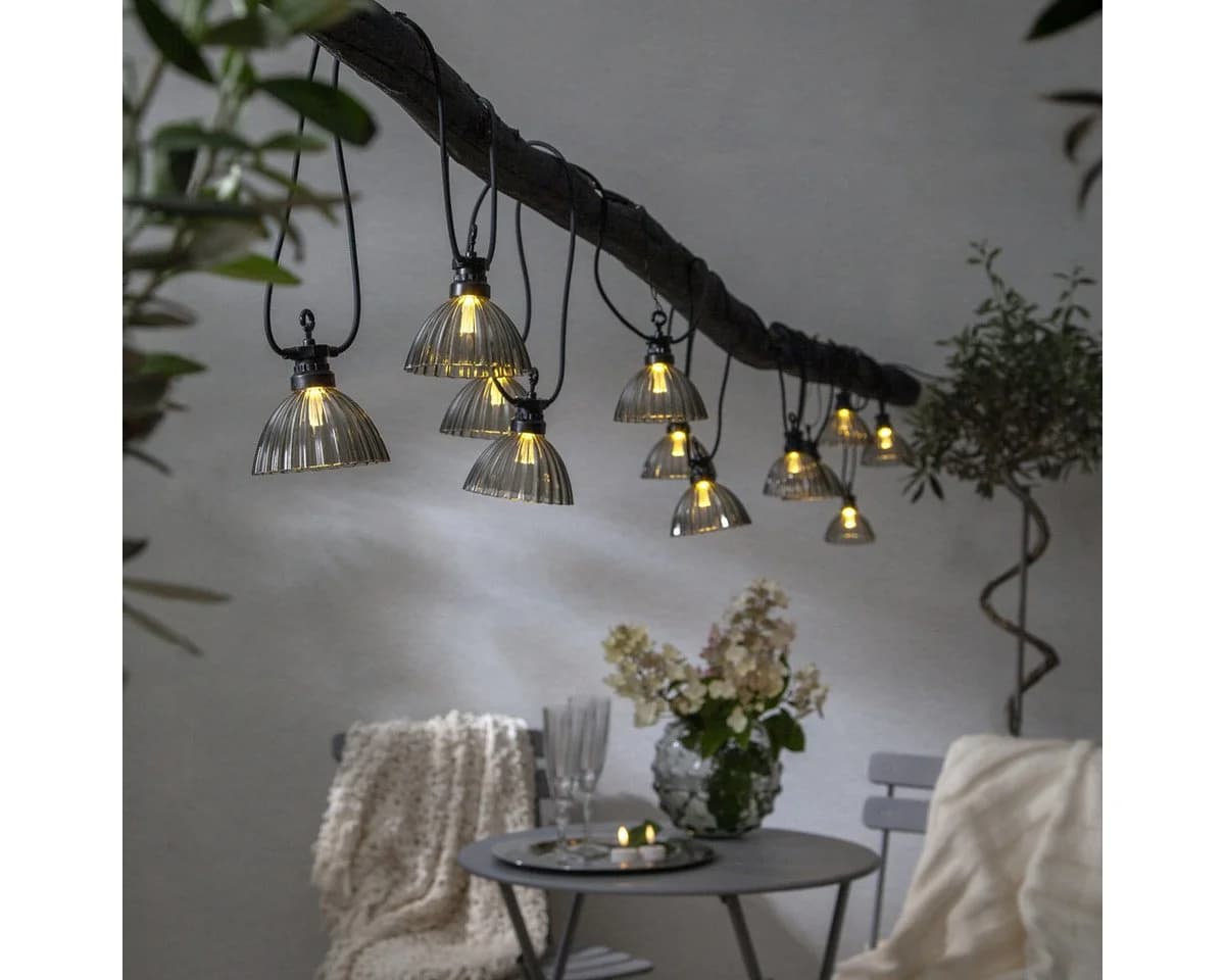 LED-Lichterkette Circus Shade mit 12 Schirmen Grau