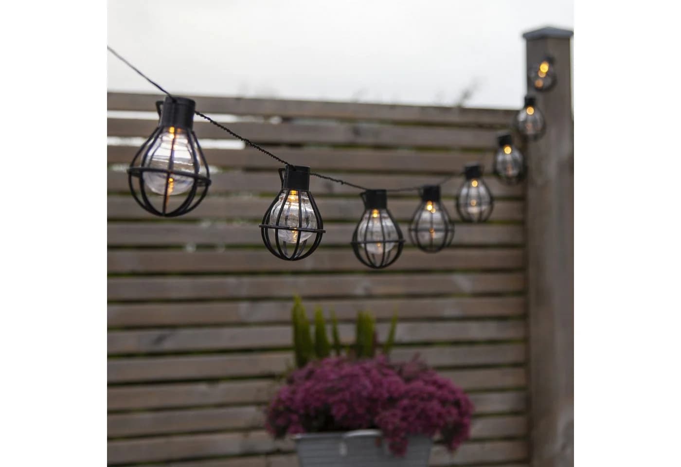 LED-Lichterkette Cage Schwarz/Transparent