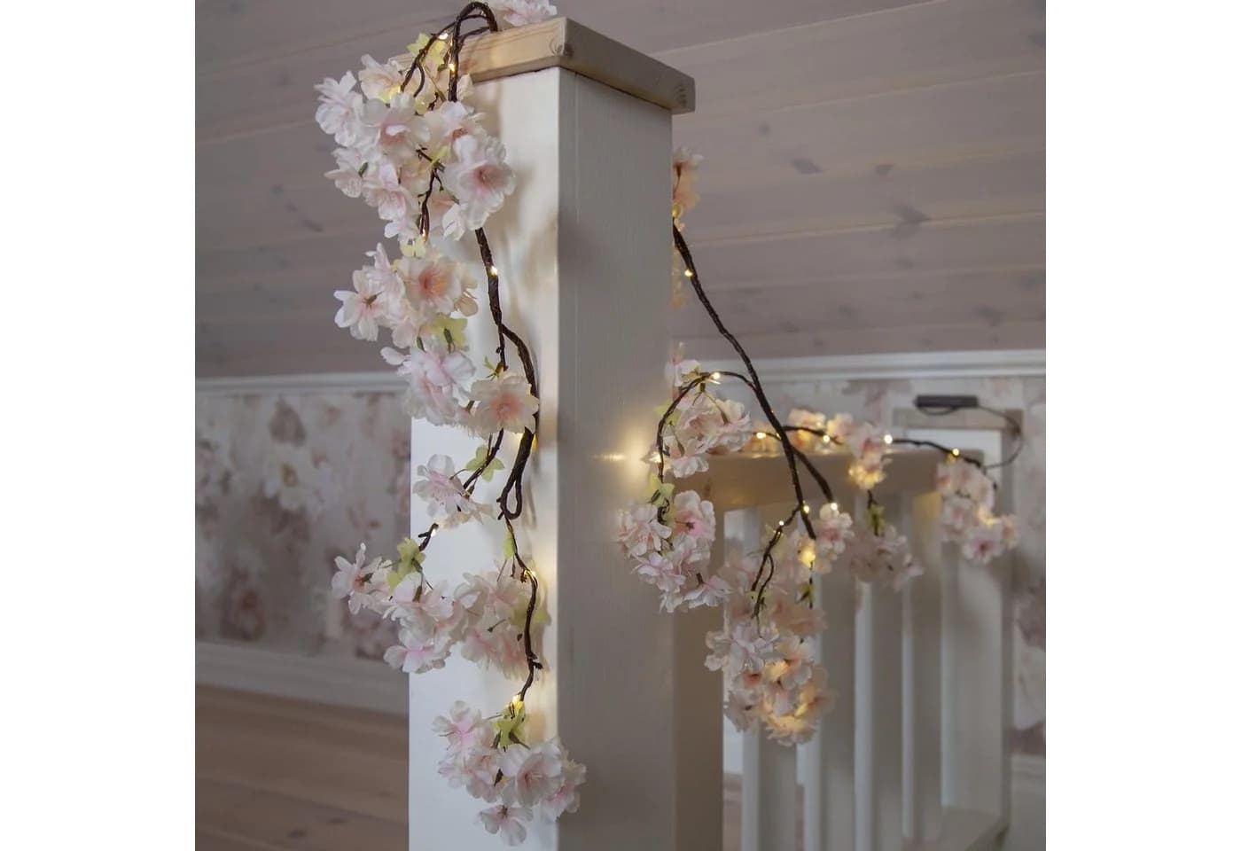 STAR TRADING LED-Girlande "Cherryflower" 48-flammig Lila Rosa