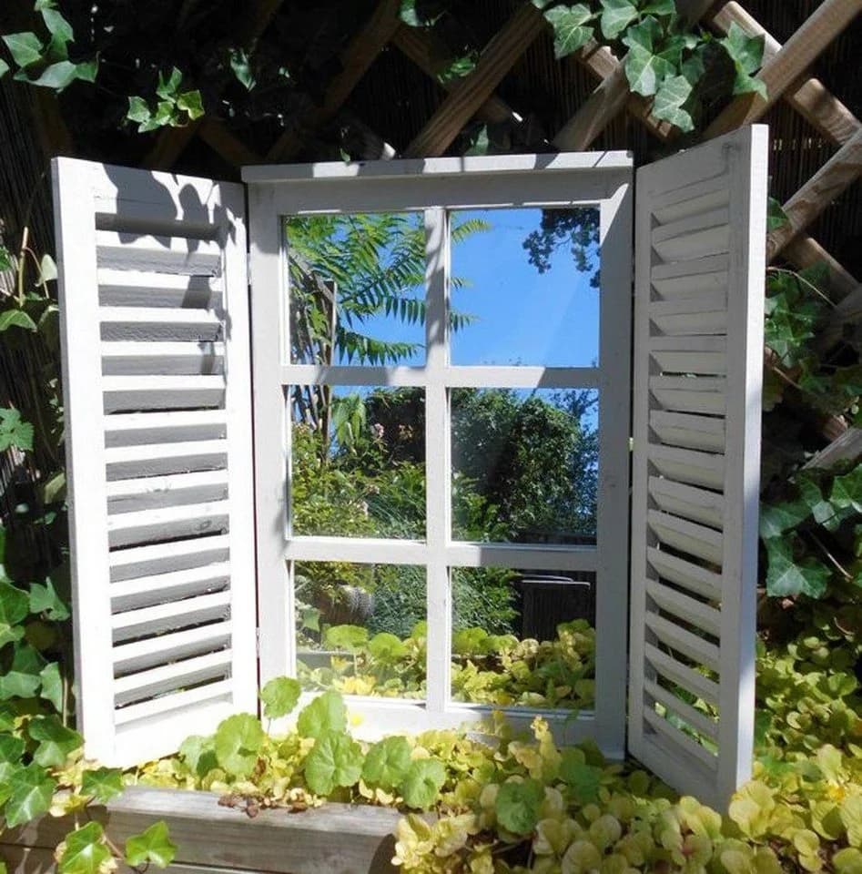 Deko-Impression Wandspiegel mit Fensterläden Landhaus Shabby-Chic Creme