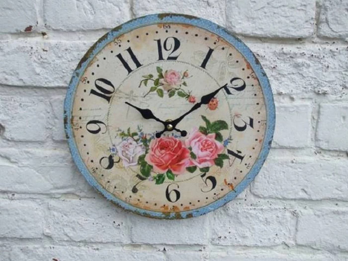 Ambiente Haus Wanduhr mit Rosendekor 28 cm Landhausstil