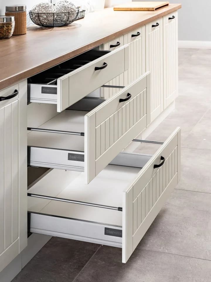 Möbel für Dich Küchenzeile LORA 320 cm 11-teilig Landhausstil - Bild 5