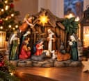 Mel-O-Design Beleuchtete Weihnachtskrippe mit 11 Figuren und LED-Stern Bild 2