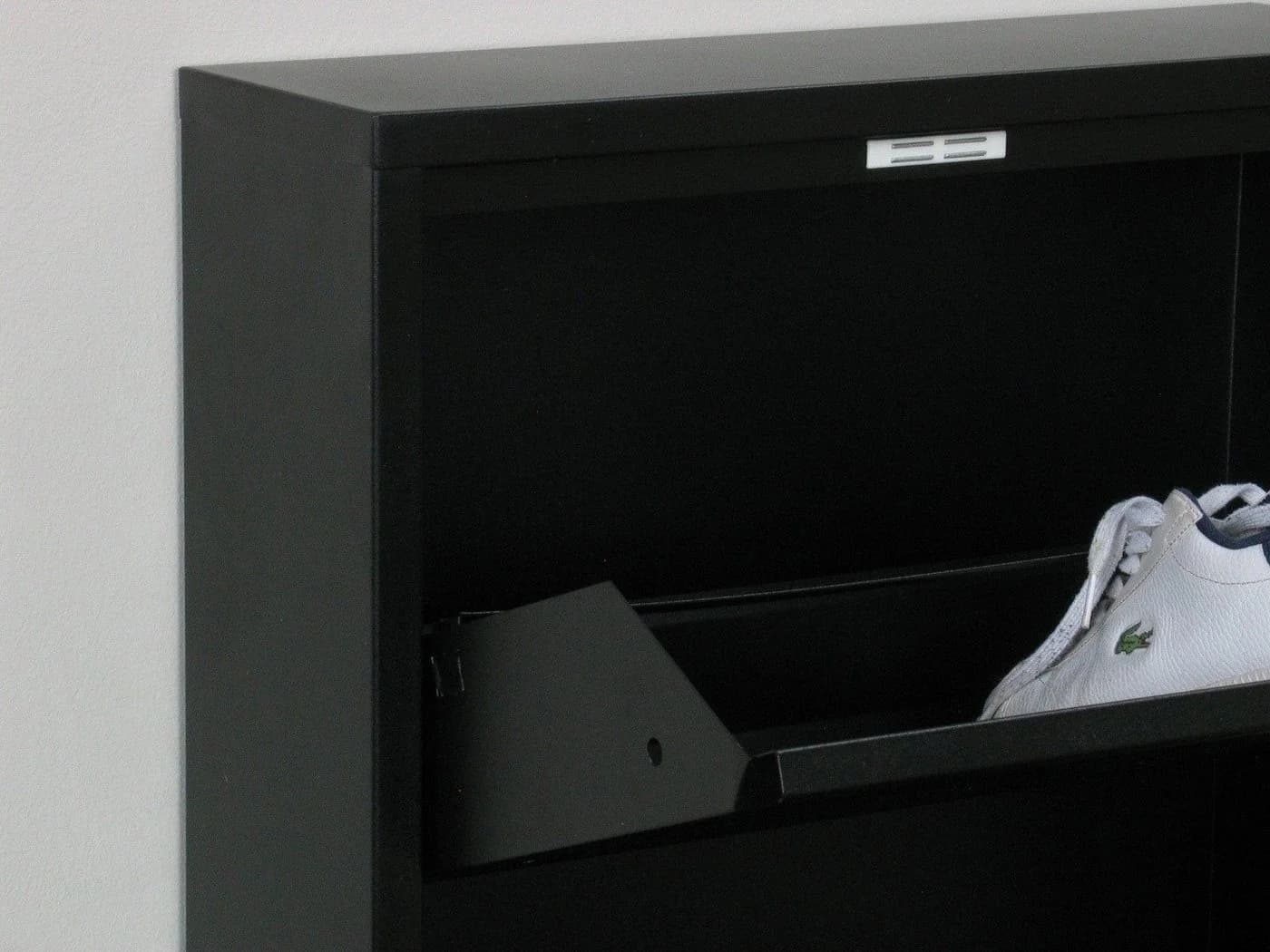ebuy24 Schuhschrank Pisa 9 Türen Metall Schwarz - Bild 4