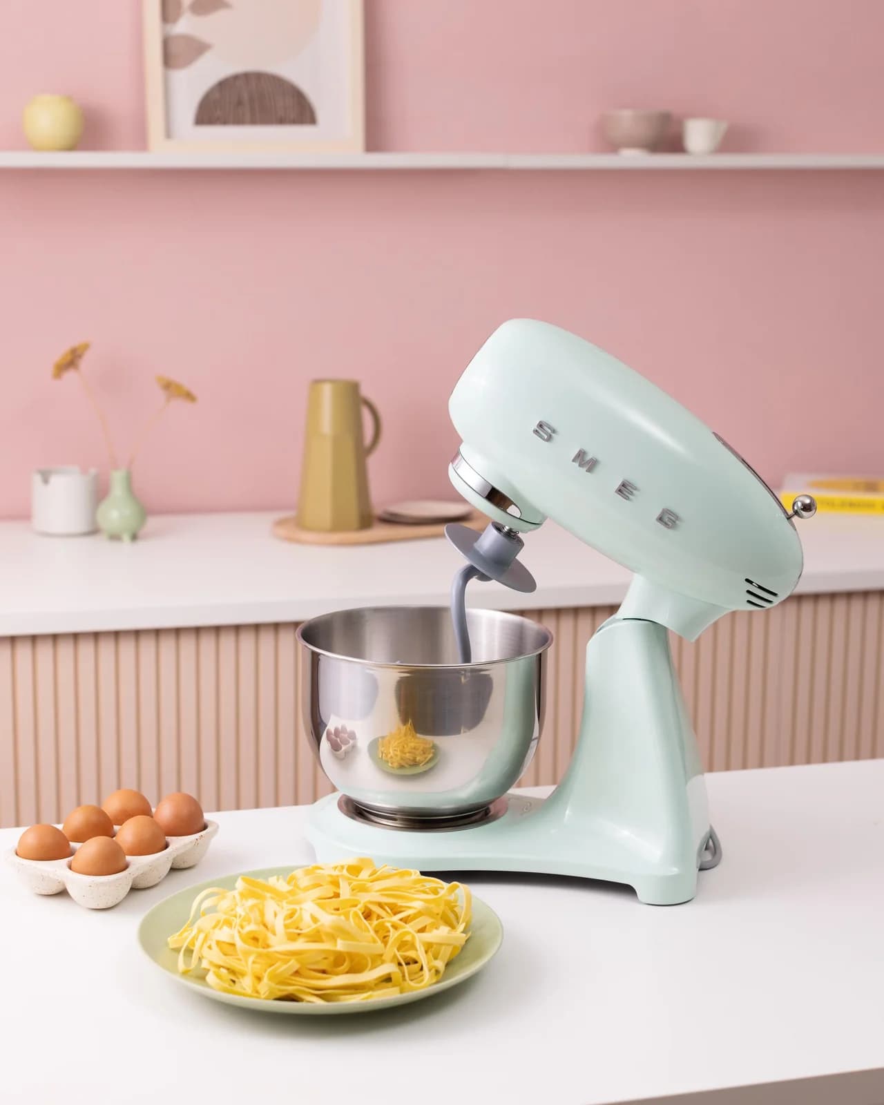 SMEG Küchenmaschine SMF05 Pastellgrün Retro Design
