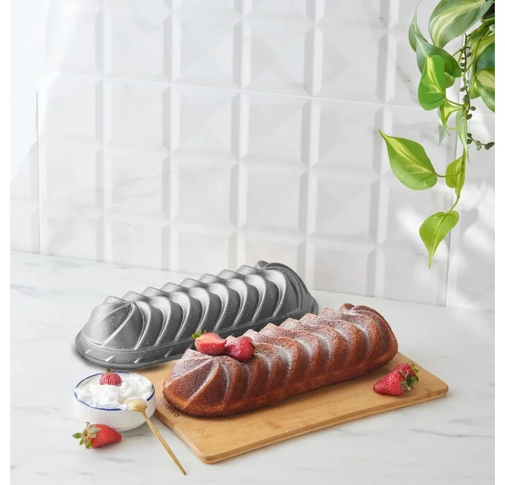 Karaca Cake Pro Vera Cast Tortenform Herz Anthrazit 35 cm - Bild 2