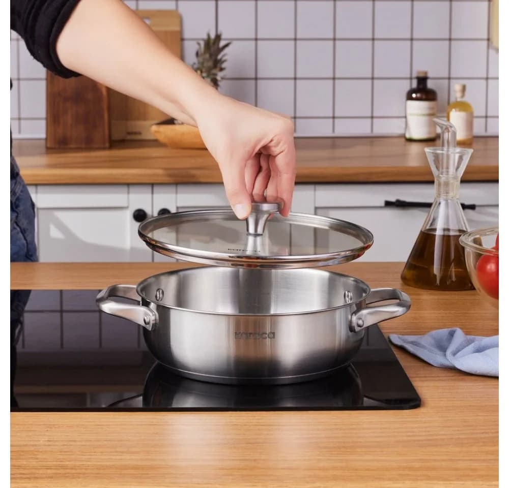 Karaca Elite Edelstahl-Kasserolle Flach 22 cm Silber
