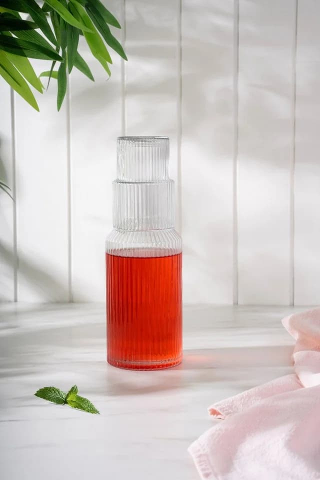 Hermia Concept Wasserkaraffe 100% Glas mit Trinkglasdeckel - Bild 3