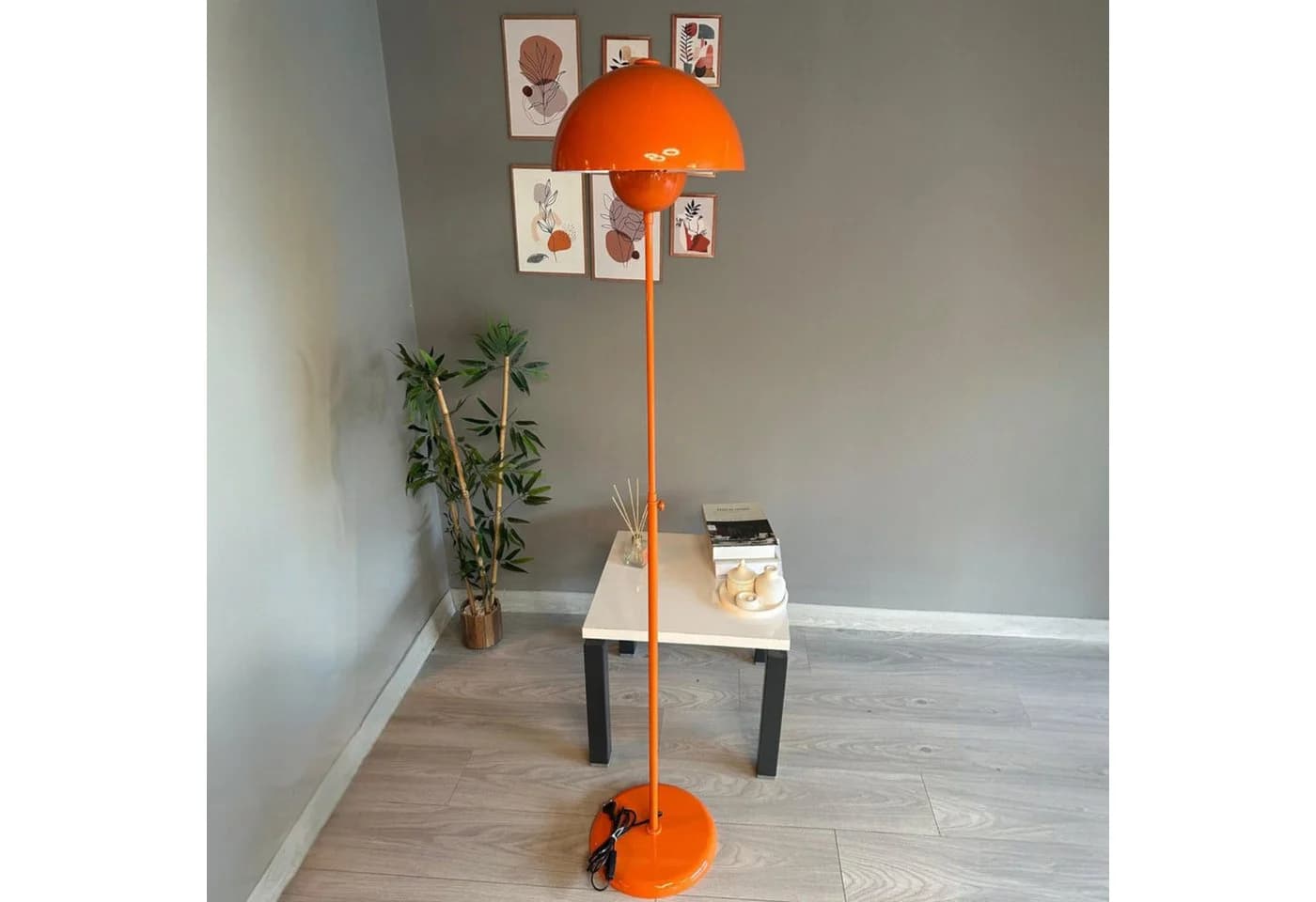 Bamyum Stehlampe Vega Modern Metall Orange
