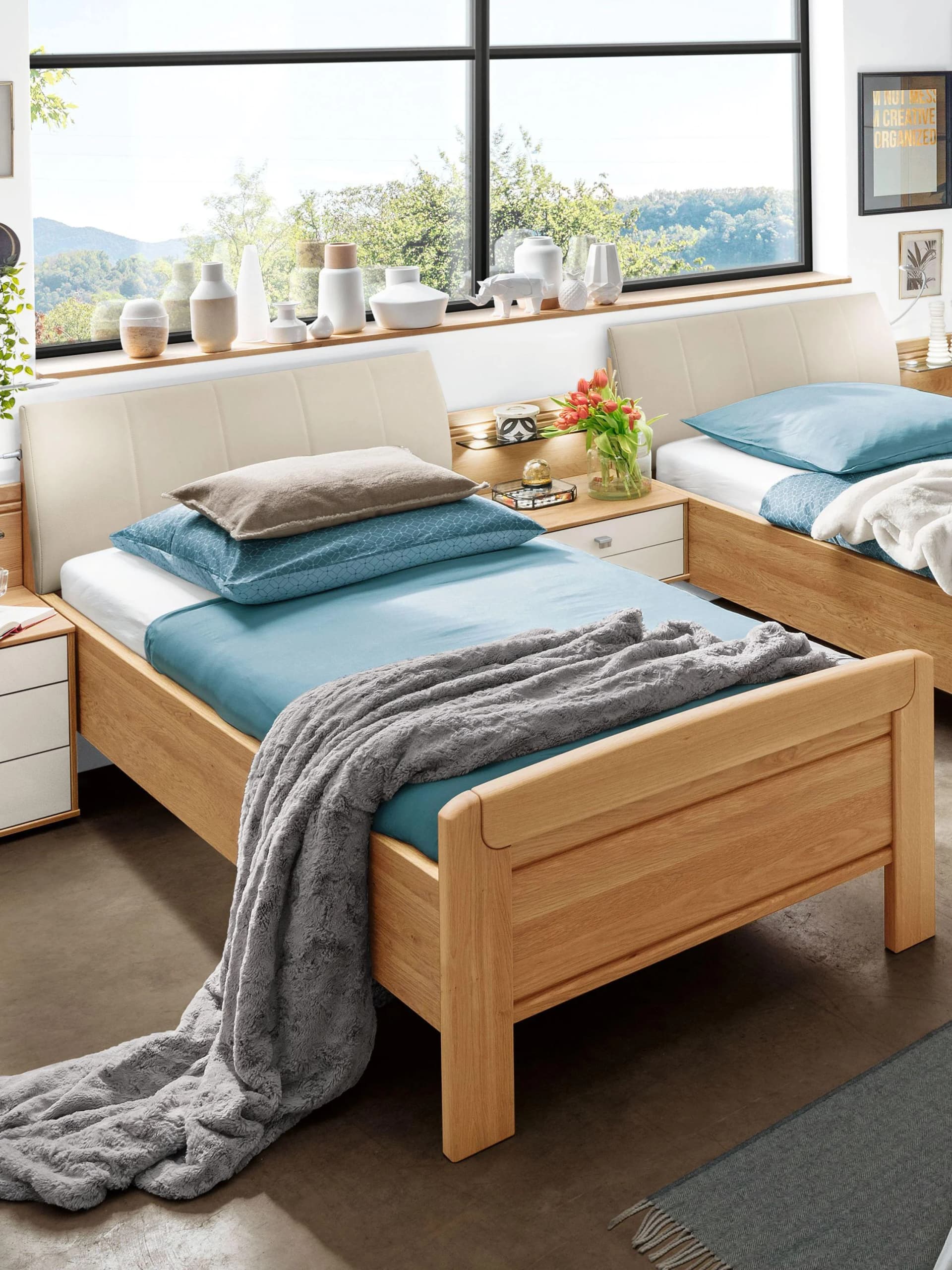 Komfortbett MONDO MENTANO Eiche teilmassiv Lederoptik Champagner