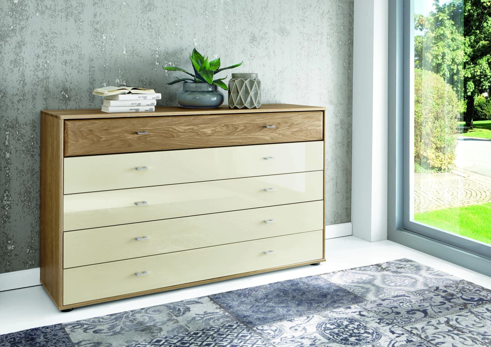 Mondo Kommode MONDO WEGA Eiche teilmassiv mit Glas Champagner