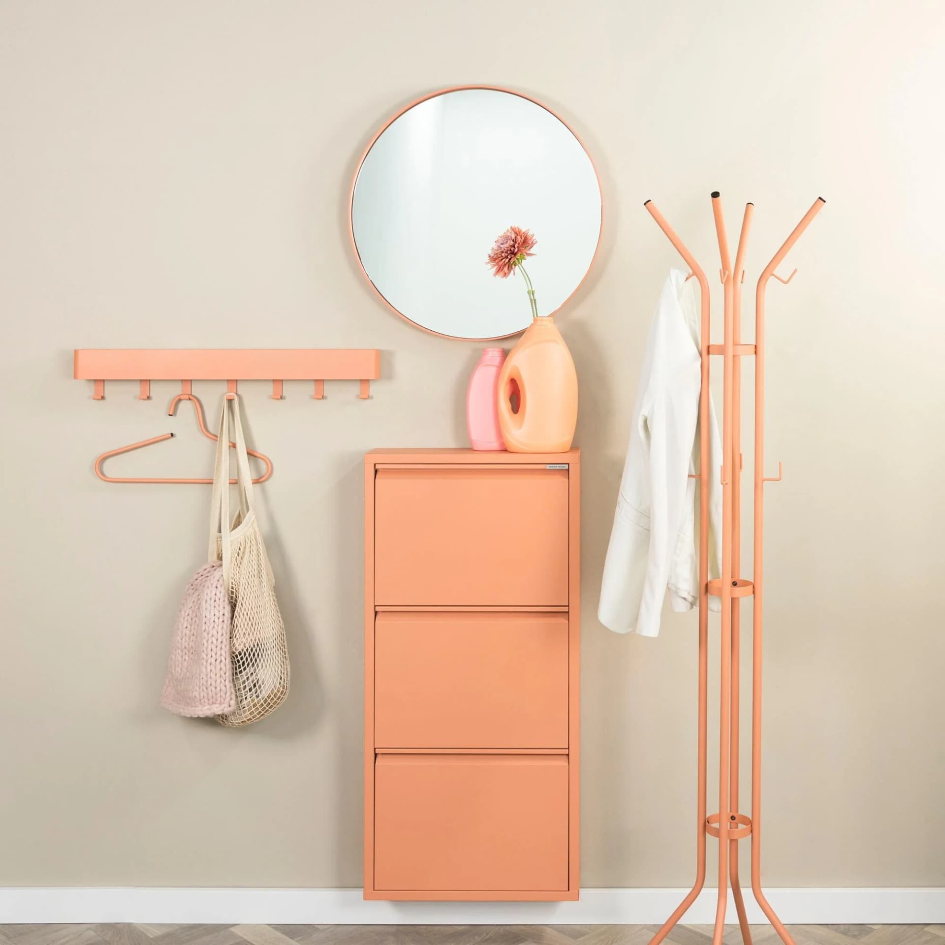 SPINDER DESIGN Garderobenständer Jessy Orange Stahl