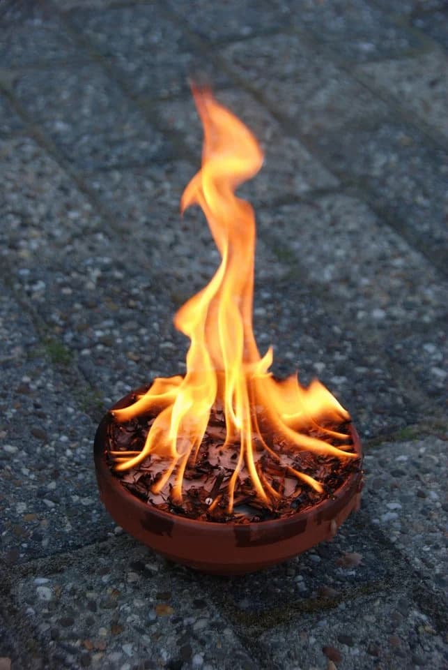 esschert design Feuertopf Terrakotta Outdoor Deko - Bild 3