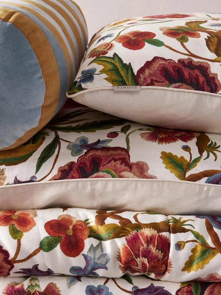 Essenza Tagesdecke Roselina 100% Bio-Baumwollsatin Floral