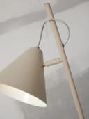 IT'S ABOUT ROMI Stehlampe LISBON Grau mit spitzem Schirm Bild 2