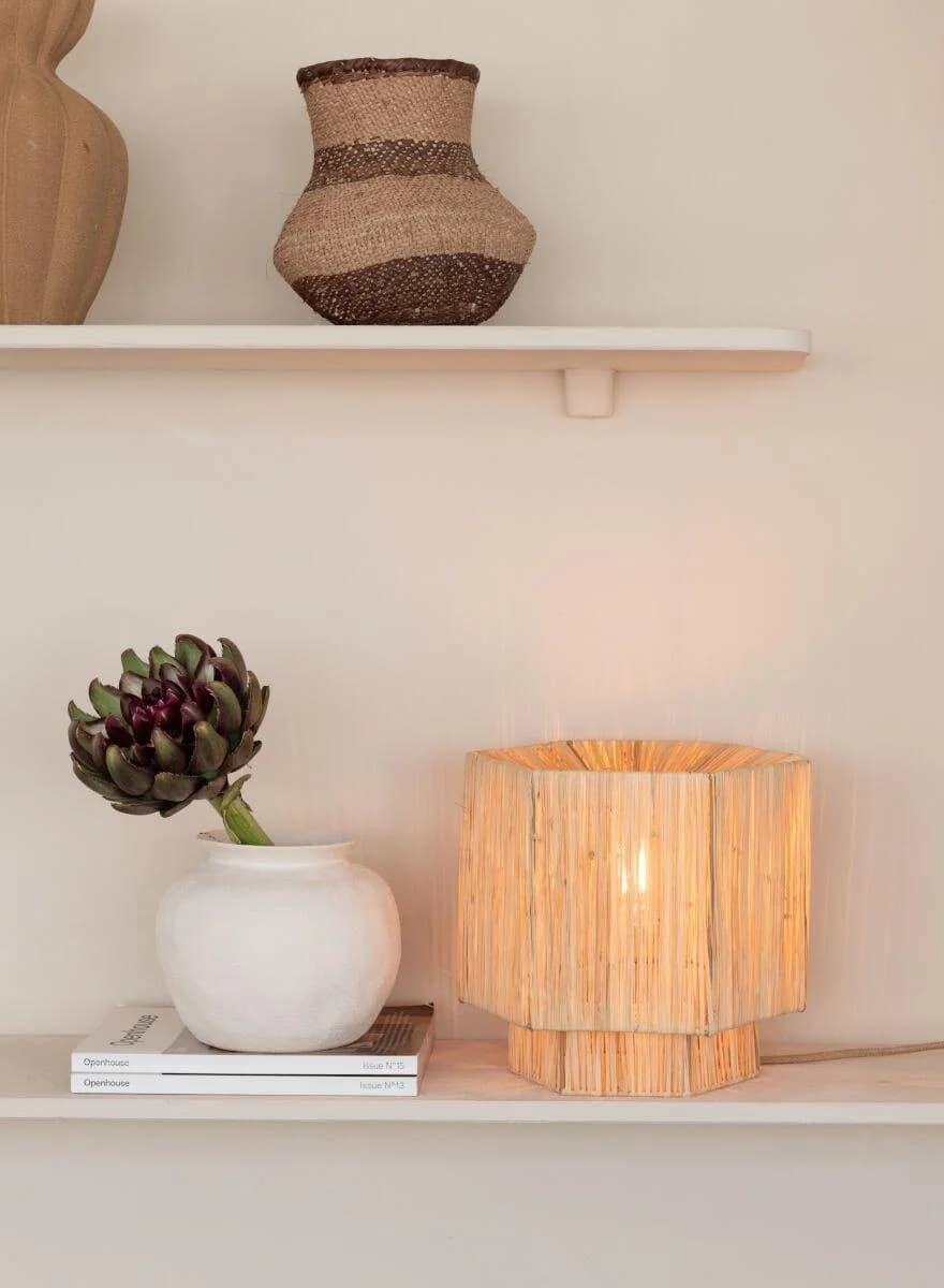 GOOD & MOJO Tischleuchte PANTANAL Raffia Panama Beige