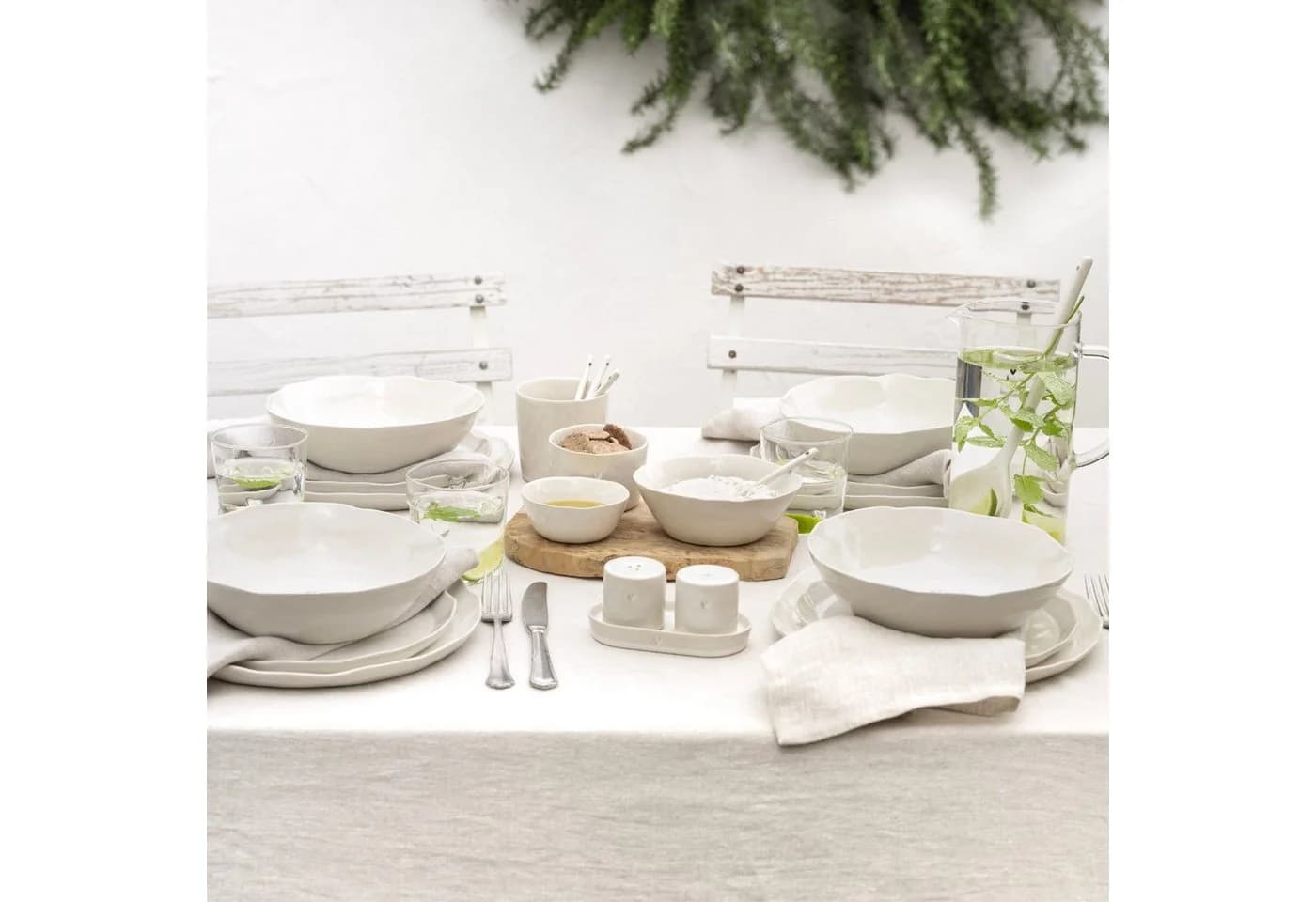Bastion Collections Salz- und Pfefferstreuer Set Creme mit Tablett - Bild 3