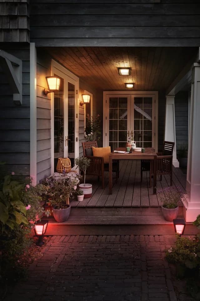 Philips Hue Econic LED Außen-Wandleuchte Schwarz Smart Home