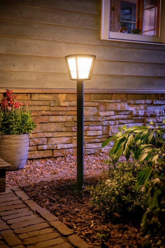 Philips Hue Econic Pollerleuchte Outdoor Schwarz Smart Home