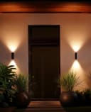 Philips Hue WACA Appear LED-Außenwandlampe Schwarz Bild 1