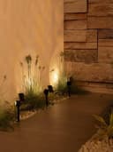 LUXFORM Solar-Erdspießleuchte Zamora 3er Set Schwarz LED Gartenstrahler Bild 3