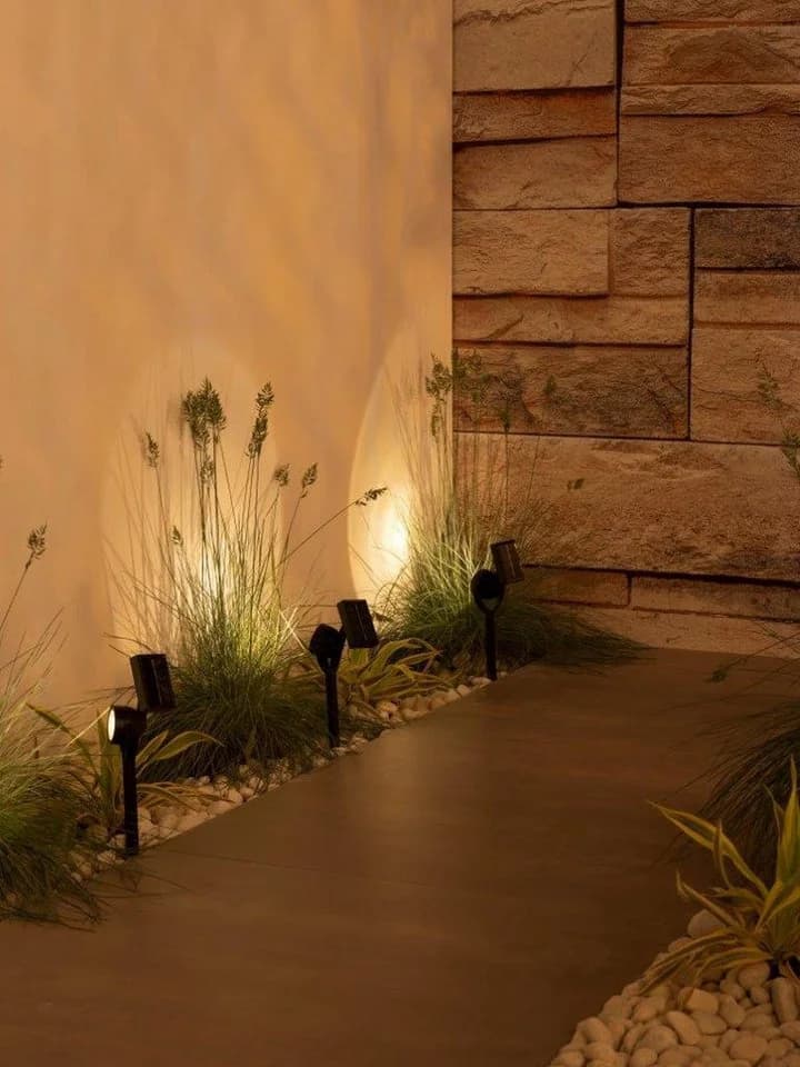 LUXFORM Solar-Erdspießleuchte Zamora 3er Set Schwarz LED Gartenstrahler - Bild 3