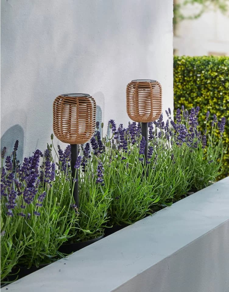 LUXFORM Gartenleuchte Stake Light Rattan Braun mit Fernbedienung