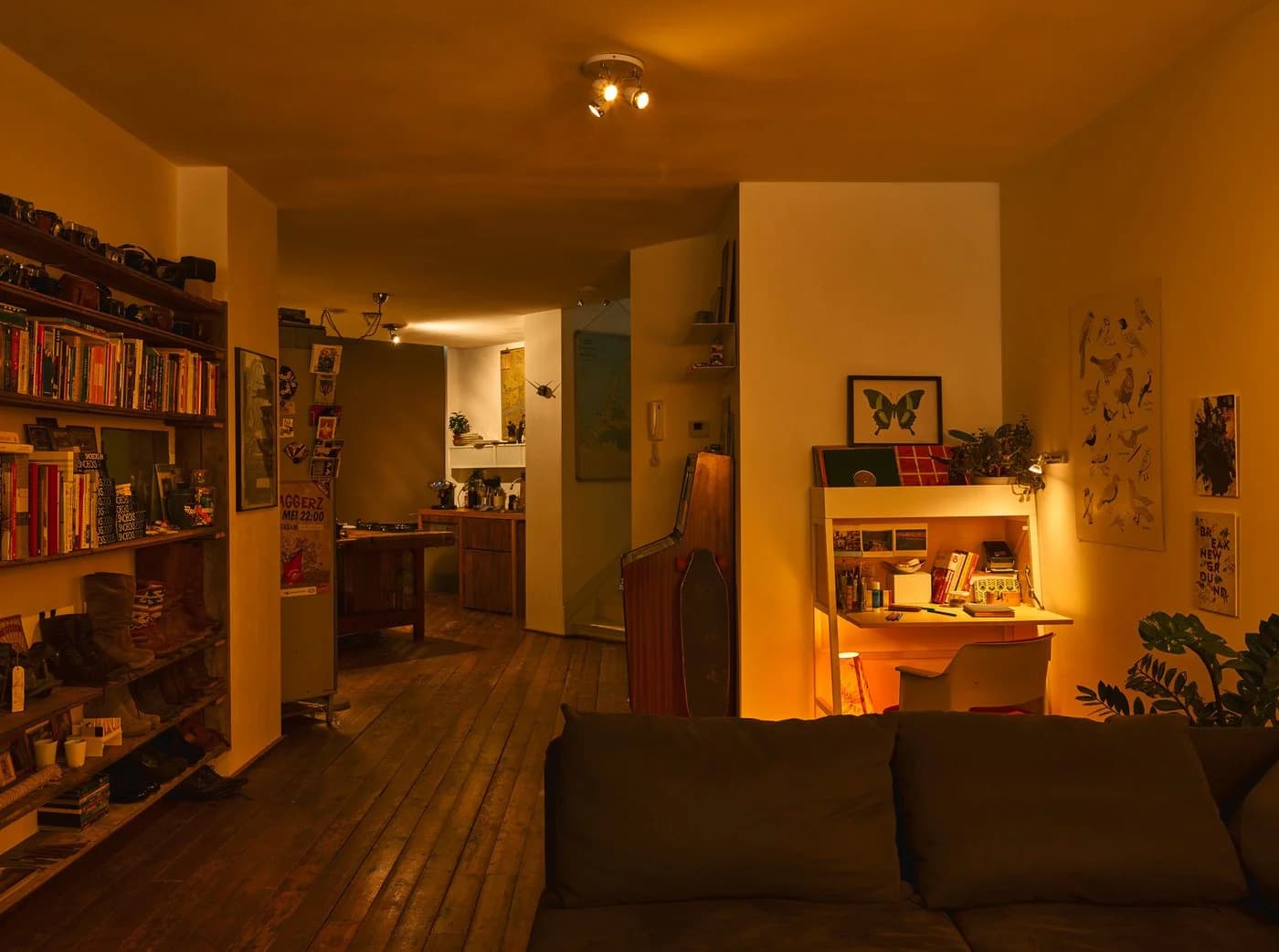 Philips Hue LED-Leuchtmittel Phillips LED classic WarmGlow Lampe 100W E27 matt dimmbar
