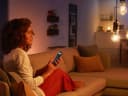 Philips Hue LED-Filament White Globe G93 550lm E27 Warmweiß Smart Bild 4
