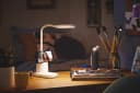 Philips LED Schreibtischlampe Bucket 7W 3000-5700K 200 Lumen Akku Touchdim weiss Bild 2