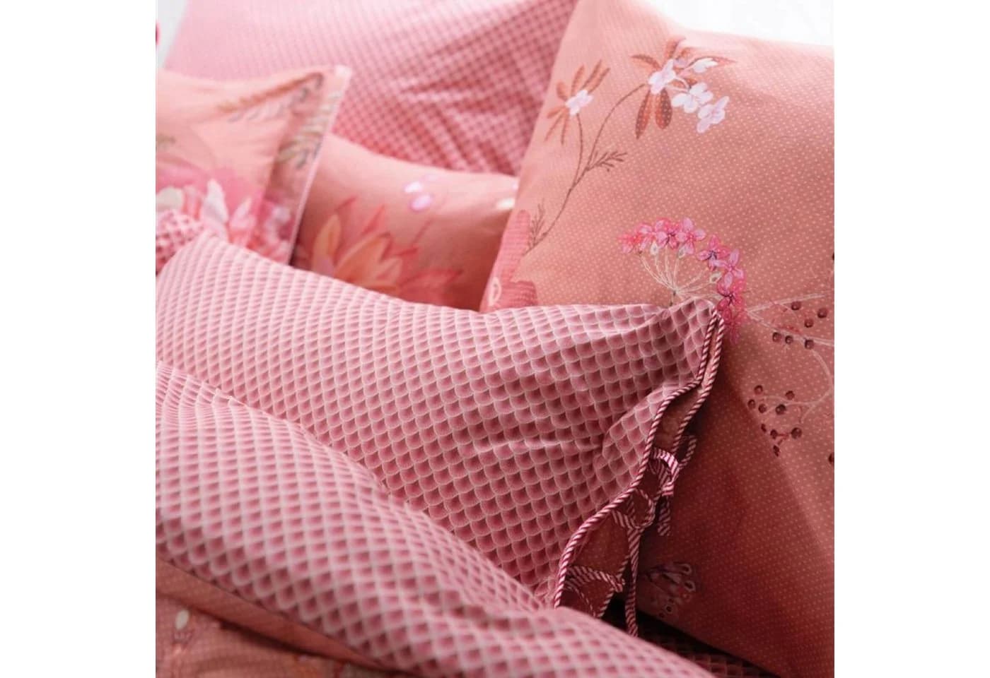 PiP Studio Dekokissen Tokyo Bouquet Pink Blumendekor Perkal - Bild 5