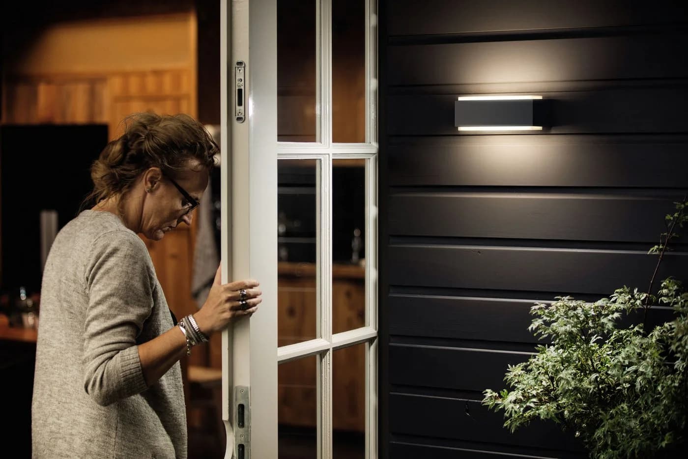 Philips LED-Außenwandleuchte Stratosphere UE, 2-flammig Anthrazit